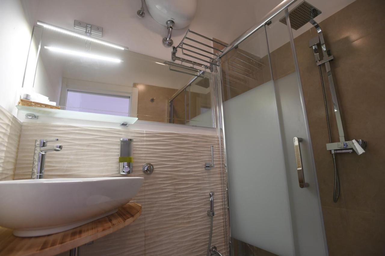 Ferienwohnung A Casa Di Enza Rom Exterior foto
